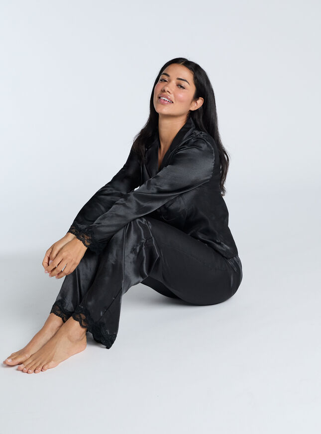 Amelia satin pyjama set